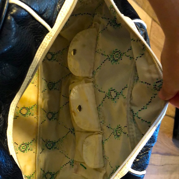 OG LULULEMON!!!! - Picture 7 of 11